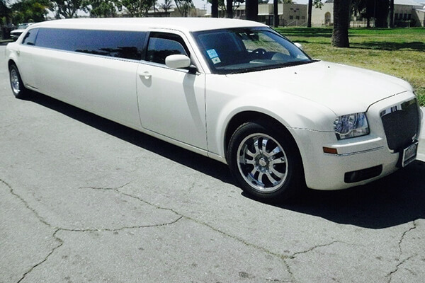 stretch limo exterior