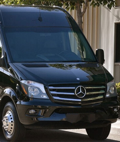 mercedes sprinter van exterior